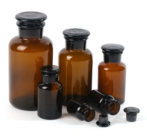 茶多酚（tea polyphenols）修饰的新型工程化细胞膜纳米囊泡